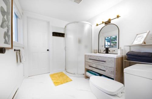 Erbs Cove House | Cottage on the Lake