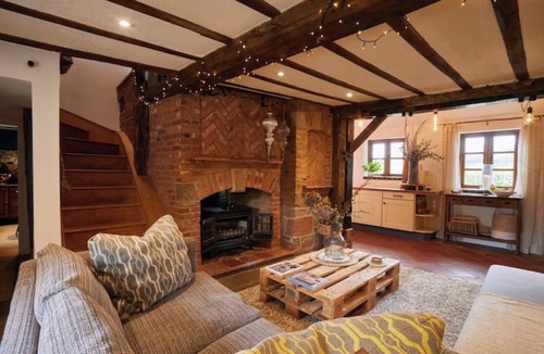 Ockbrook Cottage | Cottage-outdoor bar-fire pit-PETS NEC