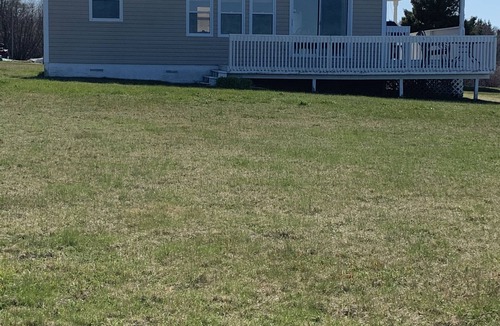 Lower Montague Cottage | Cottage Overlooking the Ocean with