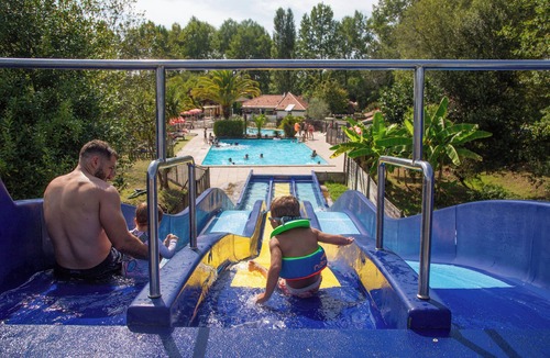 Belus RV Rental | Cottage Parks La Comtesse