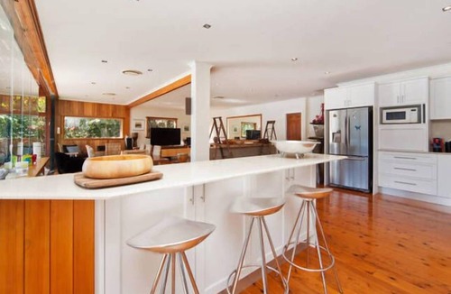 Cottage Point House | Cottage Point - Paradise Found - Deep Waterfront (Sleeps 10 - 12)