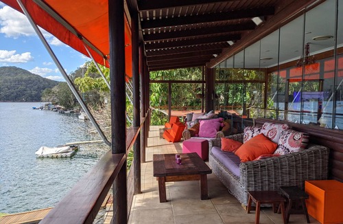 Cottage Point House | Cottage Point - Paradise Found - Deep Waterfront (Sleeps 10 - 12)