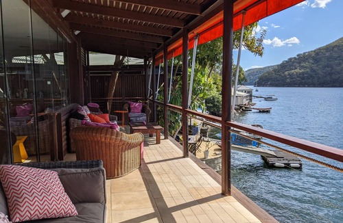 Cottage Point House | Cottage Point - Paradise Found - Deep Waterfront (Sleeps 10 - 12)