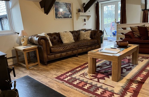 Heligan Cottage | Cottage-Private Bathroom-Swallow