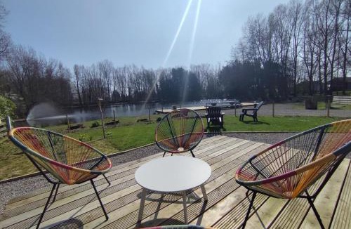 Bourbourg Ski Chalet | Cottage relaxant au bord de l'eau