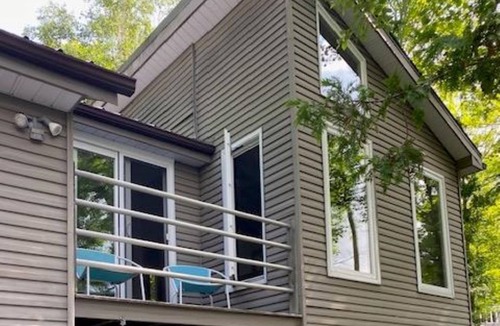 Bishop Corners Cottage | Cottage Rental on Lake Mazinaw “Bon Echo”