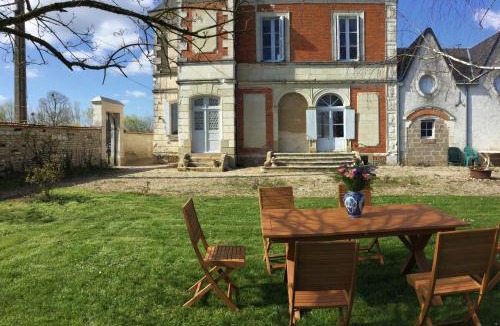 Champigny-sur-Veude Villa | COTTAGE SAINTE GENEVIEVE