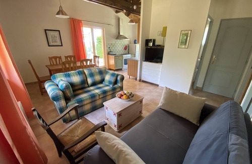 Doissat Cottage | cottage SAPHIR heated pool, 5 pers., free wifi