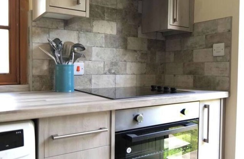 Crawcrook Cottage | Cottage - Sleeps 2 - Garden - Parking