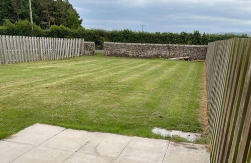 Berwick-upon-Tweed Cottage | Cottage - Sleeps 6 - Garden - Parking