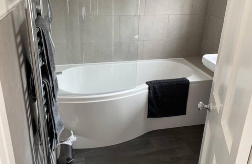 Berwick-upon-Tweed Cottage | Cottage - Sleeps 6 - Garden - Parking