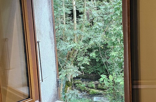 Sainte-Marie-de-Campan House | Cottage, sleeps 6, riverside