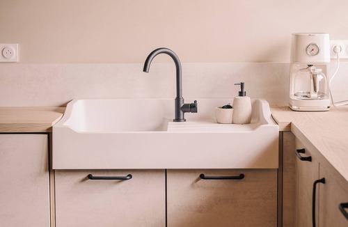 La Roe House | Cottage-style country house