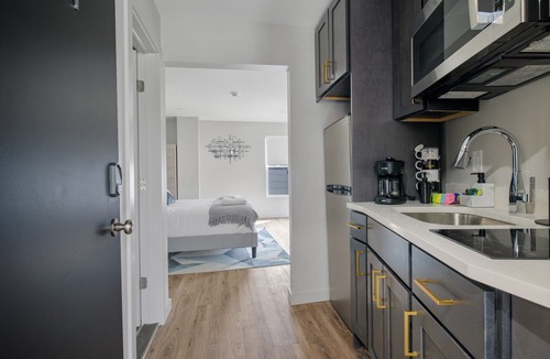 Middletown Hotel | Cottage Suites