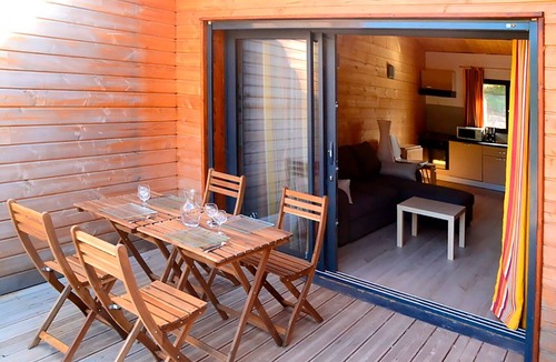 Camelas Cottage | Cottage surrounded by nature between sea and mountains