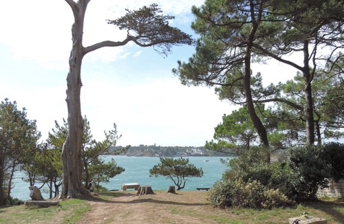 Riec-sur-Belon House | cottage swallows