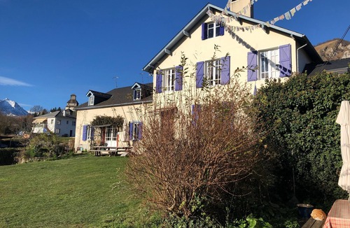 Estaing House | Cottage the Convent of Arras in Lavedan