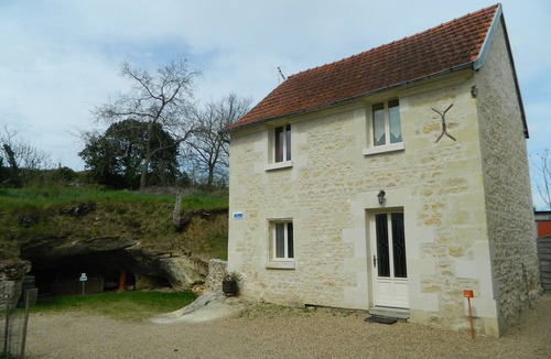 Chinon House | Cottage "The Lupantien"
