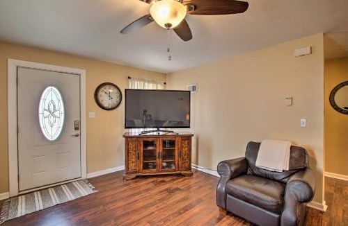 Ste Genevieve House | Cottage w/Yard, Walk to Historic Attractions