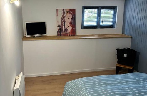 Bracquemont Apartment | Cottage Wallhou