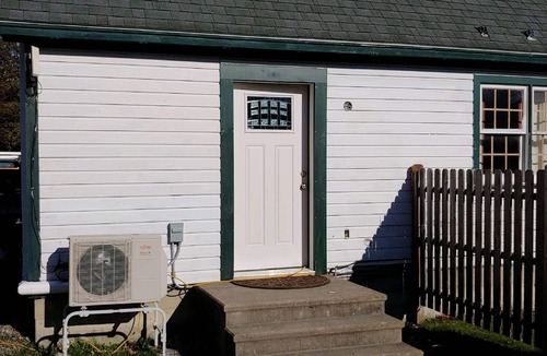 Salisbury Cottage | Cottage @ Waterhouses