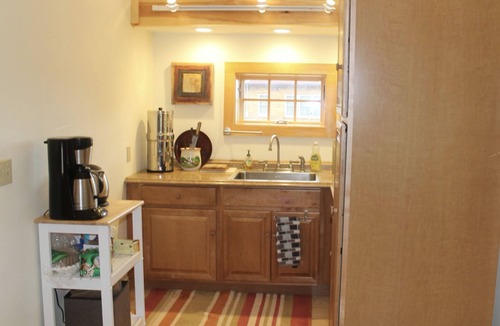 Surry Cottage | Cottage with a Vista