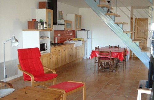 Regat Cottage | cottage with beautiful views of the Pyrenees