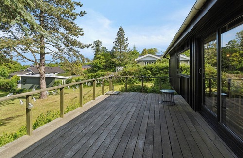 Skibby House | Cottage with fjord view in lovely Vellerup