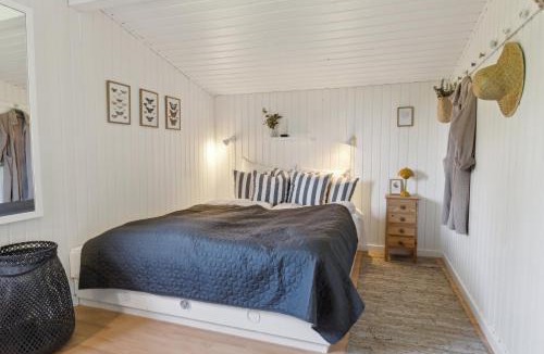 Skibby House | Cottage With Fjord View In Lovely Vellerup