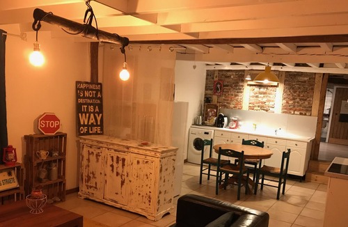 Meteren House | Cottage with hidden senses