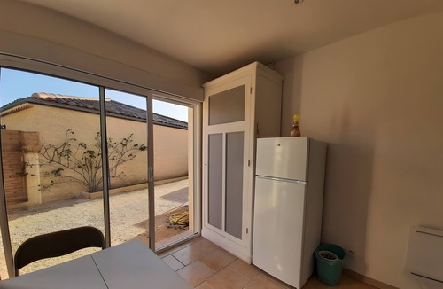 Pont-de-l'Isere House | Cottage with Private Spa and Pool