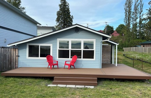 Birch Bay House | Cottage with Private Beach in Birch Bay