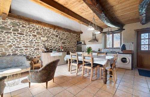 Saint-Thual House | Cottage with Shared Indoor Pool