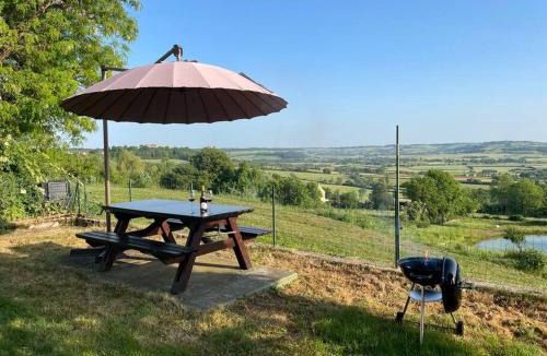 Mont-Saint-Jean House | Cottage with Splendid Views