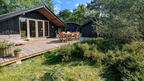 Sjllands Odde House | Cottage With Wilderness Bath Near Beach At Odden