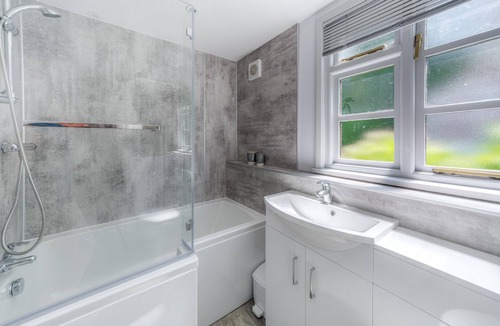 Hunston House | Cottage within easy reach of West Wittering