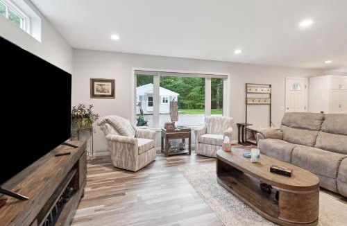 Greenbush Apartment | Cottages 7 & 9 - Fire Pit - Beach - Sleeps 8