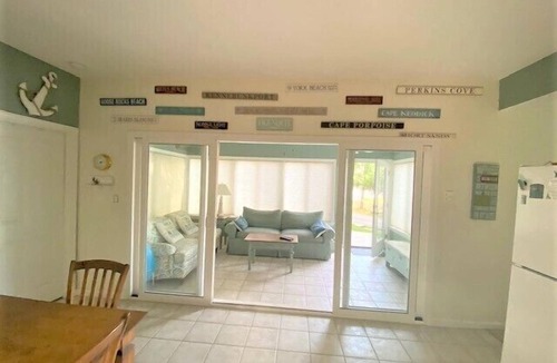 Summer Village Cottage | Cottages at Summer Village, fully furnished cottage, Wi-fi, heated pools, hot tub