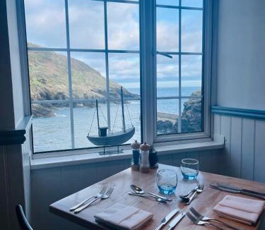 Portloe House | Cottages at the Lugger