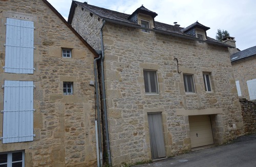 Severac-l'Eglise House | Cottages with mountain views