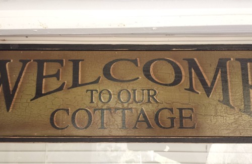 Cotter House | Cotter Rock Cottage, Historic Cotter AR. Near River "Trout Capital USA"