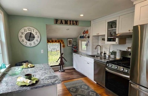 Cotuit House | Cotuit Getaway Near Beaches RPMS146