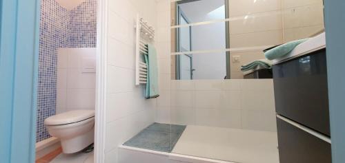 Boutigny-sur-Essonne Bed & Breakfast | COUETTE et CAFÉ L'AGENCE