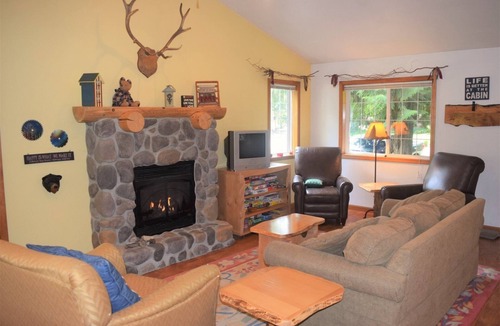 Packwood Cabin | Cougar Cabin