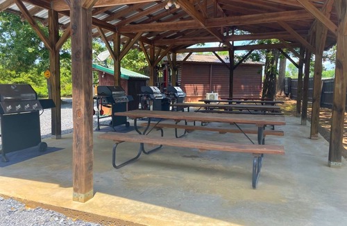 Hochatown Cabin | Cougar Run 1 in Hochatown/Broken Bow,OK