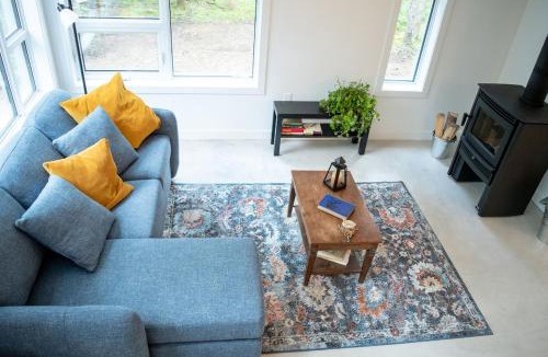 Sainte-Christine-d'Auvergne Ski Chalet | Country Comfort - Woods & River - La Sittelle