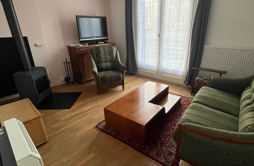 St Georges la Pouge Villa | Country getaway