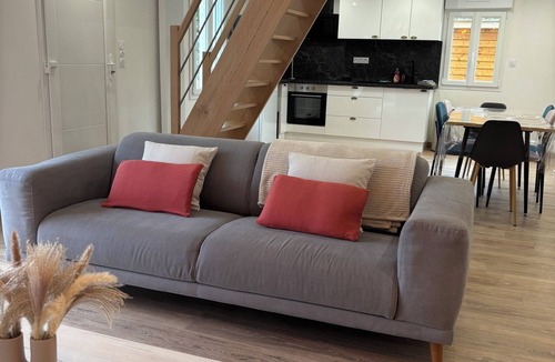 Saint-Aubin-de-Terregatte House | Country house near Mont Saint Michel