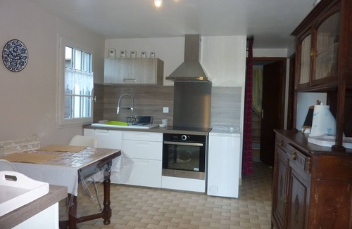 Sainte-Alvere Apartment | Country studio