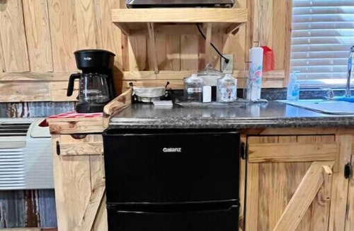 Eminence Cabin | Country and lovin’ it @ Robin’s Nest Cabin @ Current River/Jacks Fork River